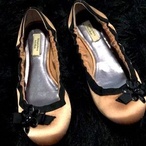 Vera Wang Pink girly slippers (8M)